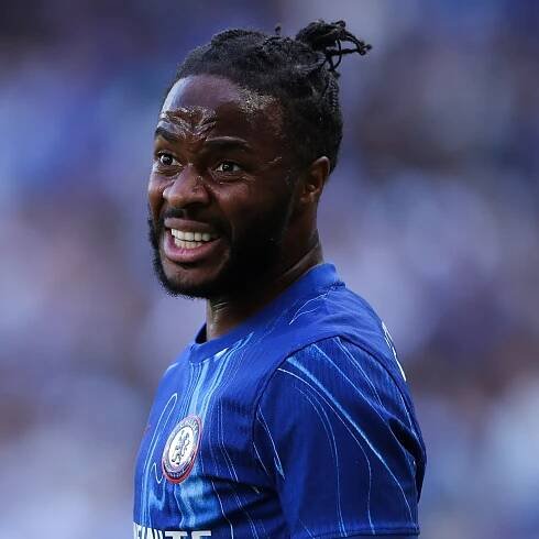 Man Utd 'open talks' with Chelsea over Raheem Sterling deal