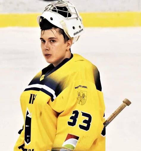 II. liga ledního hokeje: IHC Králové Písek - HC Klatovy 4:5.