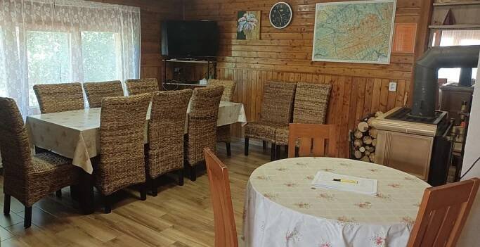 Ubytování v chatě Alpina1, CHKO Beskydy za 6 000 Kč Malá Bystřice Chata Alpina - centrum Synodos • Firmy.cz
