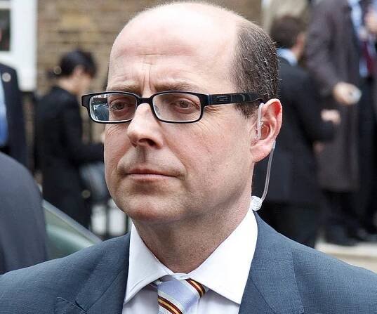 Nick Robinson Biography - Facts, Childhood, Family Life & Achievements