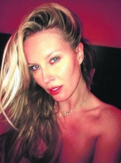 Sexy Simona Krainová slaví 50! Prošla neskutečnou proměnou