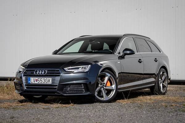 Audi A4 Avant 3.0 TDI Sport quattro tiptronic