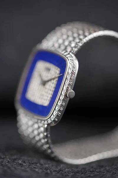 Piaget Lapis Diamond 9771 D2 | discreet peacock