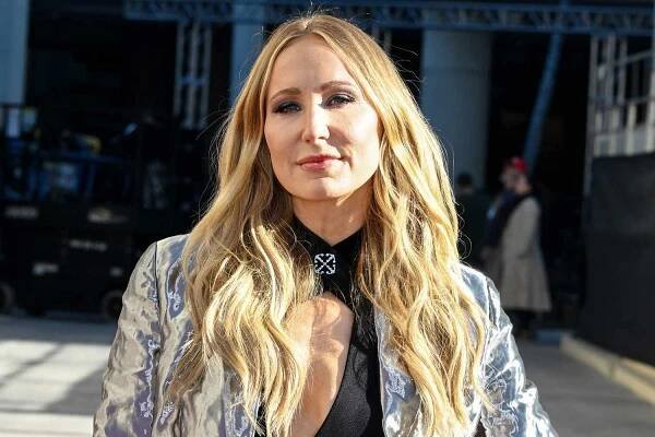 Nikki Glaser won't joke about Blake Lively and Justin Baldoni at Golden Globes