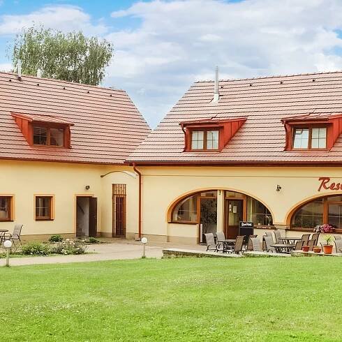 Sportovně-relaxační centrum u Fr. Lázní, snídaně či polopenze - Obrázek 2