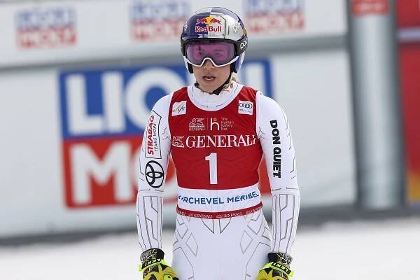 Ledecká ve finále sedmá, celkově urvala třetí místo ve sjezdu. Shiffrinová uniká Vlhové