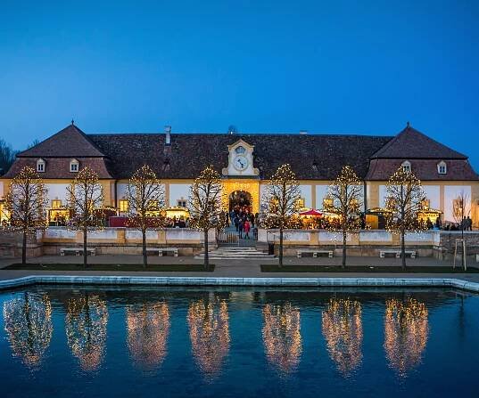 Adventní Bratislava, čokoládovna a zámek Hof - CK KALOUSEK & WILLIAMS a.s. 