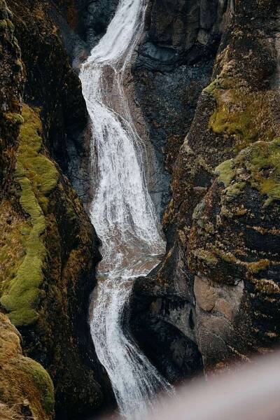 Kaňon Fjaðrárgljúfur - Island