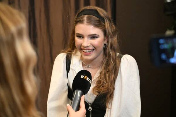 FOTO: Vanessa Volopichová během rozhovoru pro eXtra.cz. – stránka 8