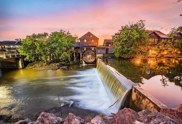The Most Charming River Towns In Tennessee