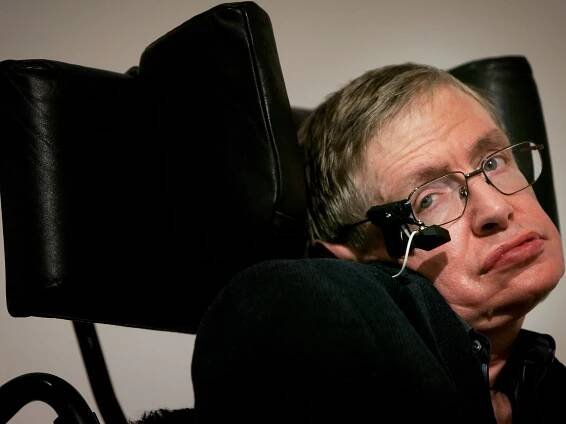 Scientists Make Message to Send Earth's Location to Aliens, Ignoring Stephen Hawking's Warning
