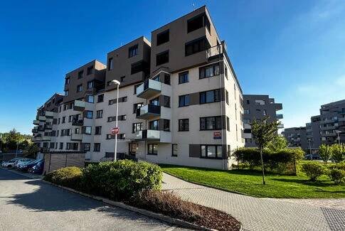 Fotografie nemovitosti - Byt 1+kk s balkónem; 39,6 m2; Hloubětín