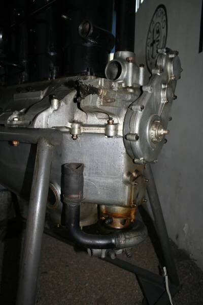 ModelWeb » Blog Archive » Walkaround na motor Mercedes D.IIIa z WWI