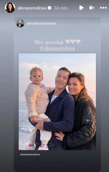 Alena, Alessandro a jejich tříletá dcera Vivi.
