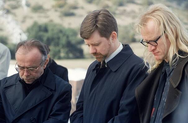 Akta X - Nemrtvý - Z filmu - Tom Braidwood, Bruce Harwood, Dean Haglund