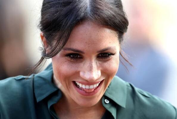 Meghan je těhotná. Dítě se narodí na jaře, šlechtický titul mu udělí královna