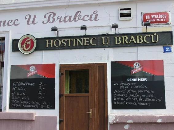 Hostinec se opravuje. Pomohla petice