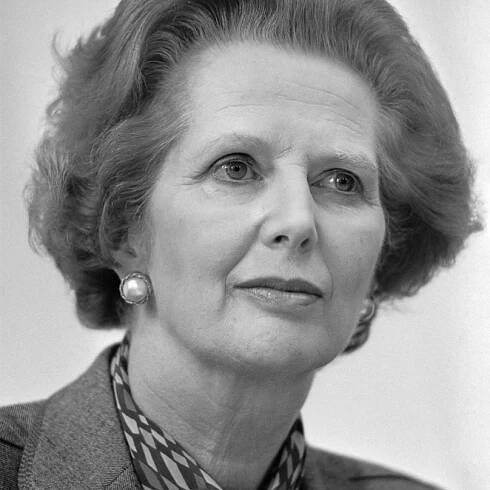 Britové levičáky za premiéry nechtějí: V roce 1983 labouristé slibovali jaderné odzbrojení. Proti Železné lady neměli šanci
