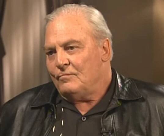 Stacy Keach Biography - Facts, Childhood, Family Life & Achievements