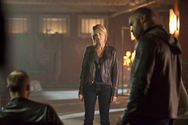 Dark Blue - A Shot in the Dark - Z filmu - Nicki Aycox