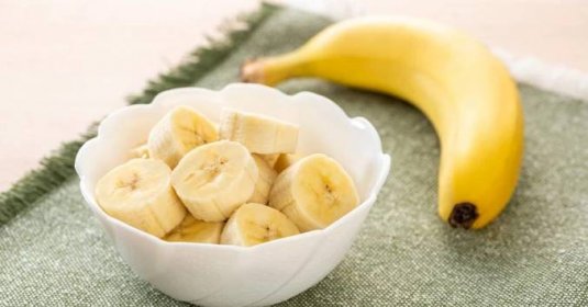 5 Důvodů Proč Jíst Banány Před Spaním!
