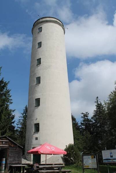 Soubor:Prachatice, rozhledna Libín (2020-08-17; 06).jpg – Wikipedie
