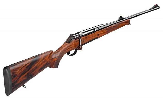 Opakovacia guľovnica HAENEL Jaeger 10 TIMBER LUXUS s pažbou z výberového orechového dreva triedy 4 a lešteným povrchom kovových častí.