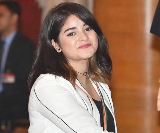 Smiling Cute Pics Of Zaira Wasim