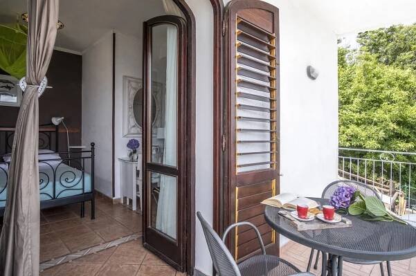 Rooms of Villa Monica Sorrento – Rooms bed and breakfast in Sorrento