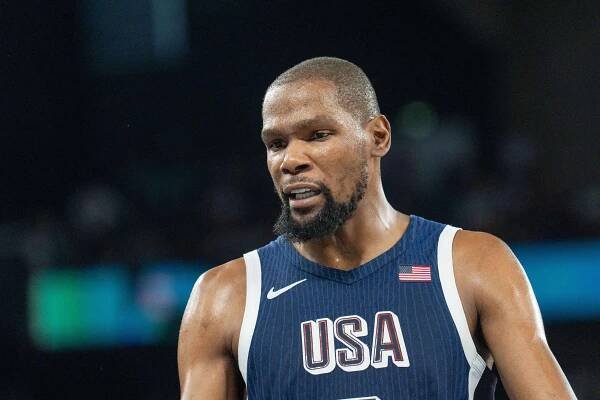 PSG bude mít věhlasného spolumajitele. Menšinový podíl v klubu si pořídí Kevin Durant