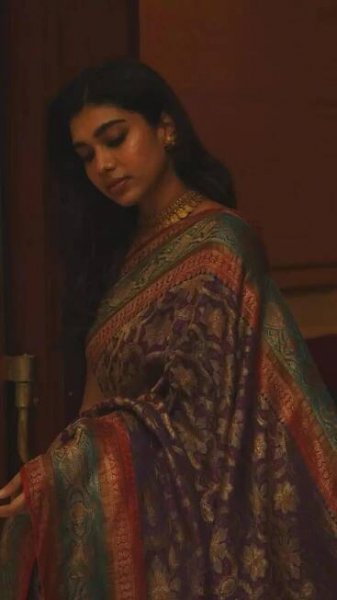 Dushara Vijayan’s Ethereal Saree Style Steals the Spotlight