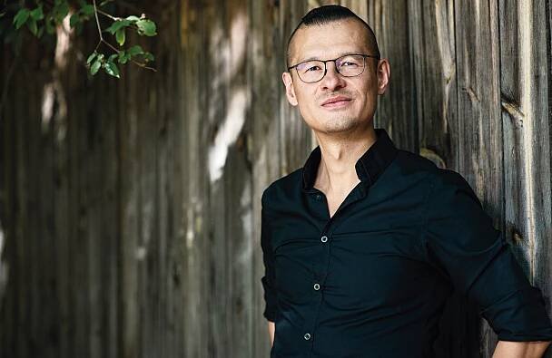 Osamu Okamura: Lidé si myslí, že v domě v přírodě budou žít ekologičtěji. Ale tak to bohužel není