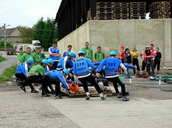 Oficiální stránky obce Habrovany - Fotogalerie - Hasiči - soutěž květen 2010