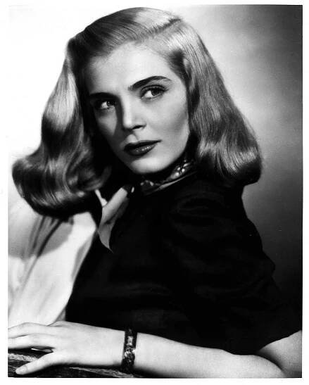 Glamour Girls - Lizabeth Scott