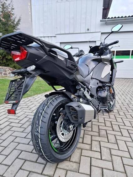 Kawasaki Versys 1100 model 2025