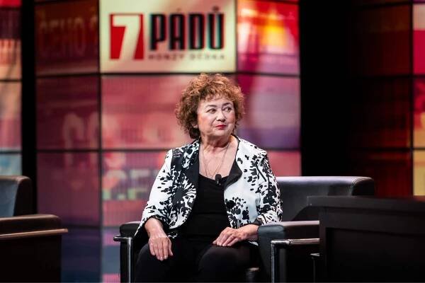 FOTO: Jana Boušková v pořadu 7. pádů Honzy Dědka. – stránka 1