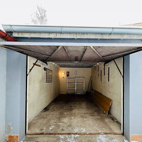 Pronájem garáže 16 m2, Česká Třebová - Reality Ústí nad Orlicí