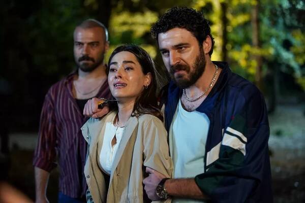 Yabani - Episode 5 - Z filmu - Simay Barlas
