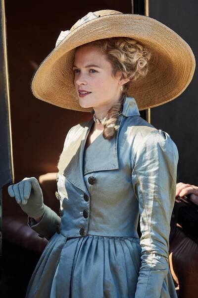 Gabriella Wilde - Poldark - Episode 1 - Z filmu