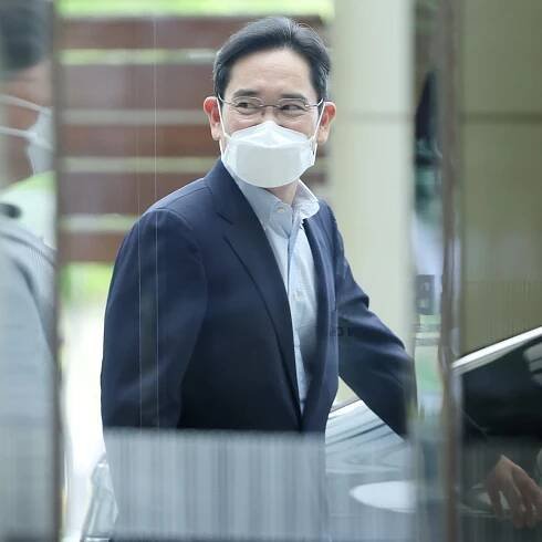 Lee Jae-yong, Samsung’s De Facto Leader, Is Pardoned