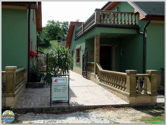 Papouščí zoo Bošovice