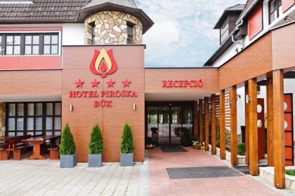 Hotel Piroska, Maďarsko Západní Zadunají - 1 510 Kč (̶1̶ ̶7̶6̶8̶ Kč) Invia