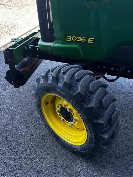 Malotraktor JOHN DEERE 3036E - 5