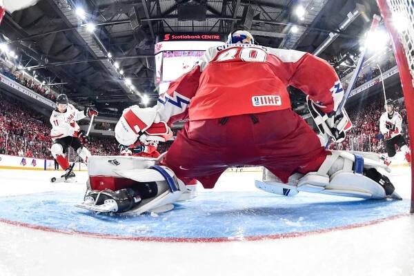 SESTŘIHY MS v hokeji do 20 let 2024 online - góly, videa