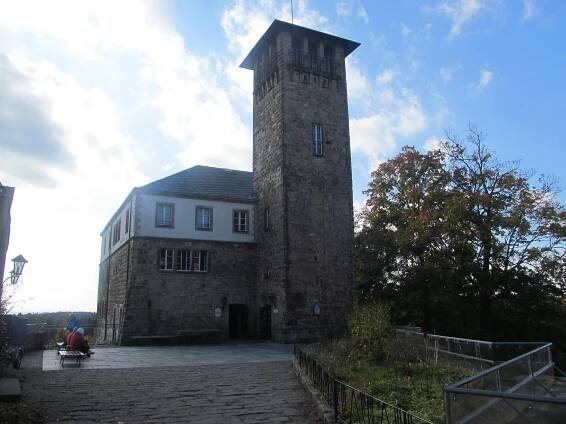 Soubor:Hohnstein Zadní zámek.JPG – Wikipedie