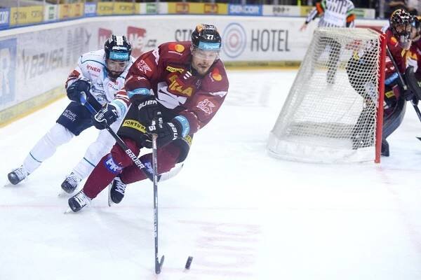 První letošní vzájemný souboj je tu! V hlavním městě Tygry čeká Sparta | Bílí Tygři Liberec