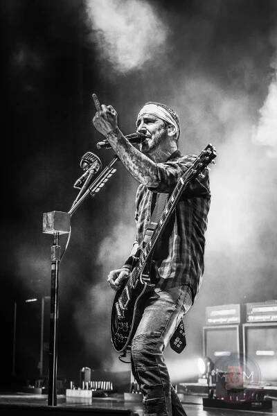 Godsmack lights up Pine knob Wednesday night | Detroit Media Magazine