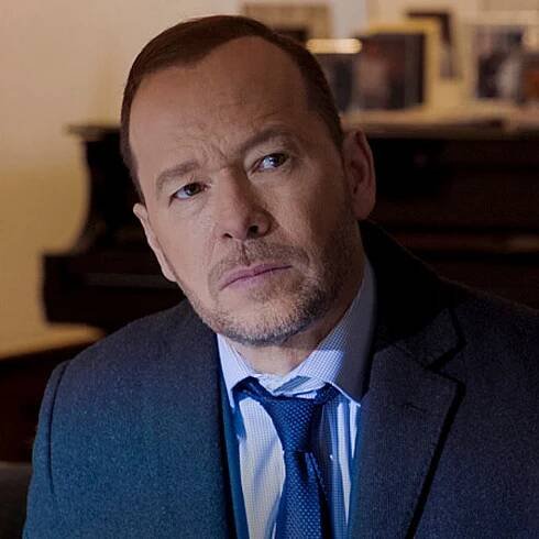 Blue Bloods star Donnie Wahlberg pens heartfelt message alongside sweet photos of co-stars