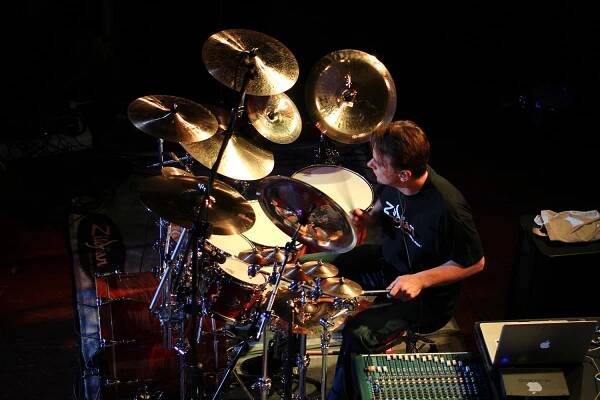 Gavin Harrison of Porcupine Tree on Cheating the Polygraph | Digital Trends
