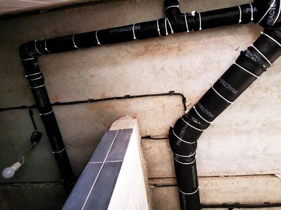 zvuková izolace kanalizačního potrubí foto